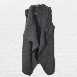 H&M | Gray Ribbed Sleeveless Sweater Vest Sz XS
